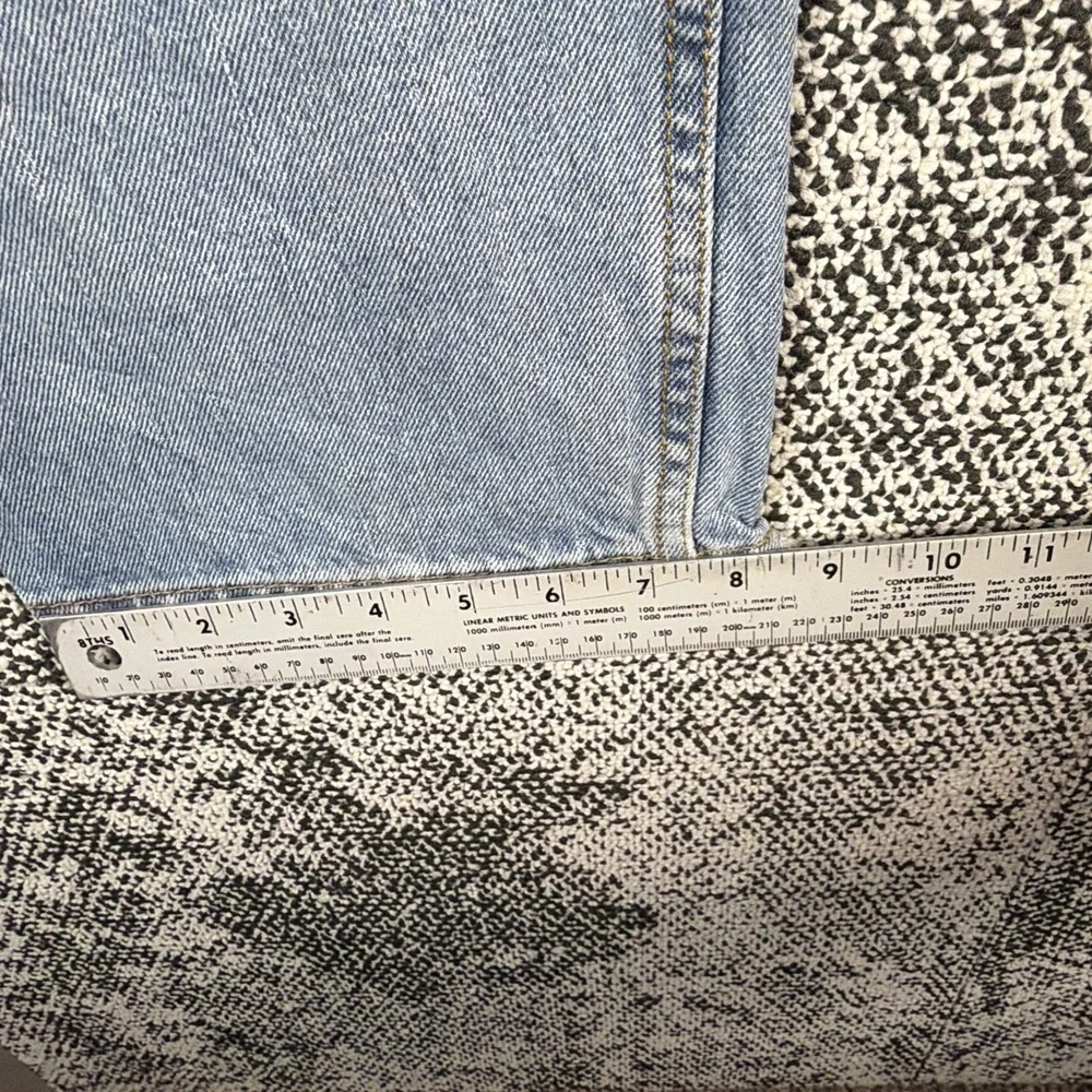 Levis 512 Slim Fit Straight Blue Jeans Men 38 X 30 (FITS 37 X 30) Torn Hems READ